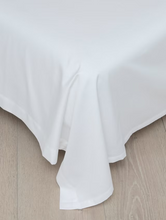 Last inn bildet i Galleri-visningsprogrammet, Høie | Flatt Laken i sateng | Hvit