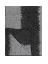 Last inn bildet i Galleri-visningsprogrammet, Matterhorn ullpledd | 130x200 cm | Koksgrå