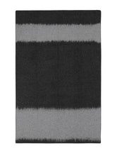 Last inn bildet i Galleri-visningsprogrammet, Matterhorn Ullpledd | 130x200 cm | Koksgrå