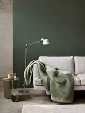 Last inn bildet i Galleri-visningsprogrammet, Matterhorn ullpledd | 130x200 cm | Grønn