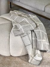 Last inn bildet i Galleri-visningsprogrammet, Oppdal ullpledd | 130x200 cm | Natur