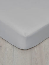 Last inn bildet i Galleri-visningsprogrammet, Høie | Formsydd | Laken i Ekstra Fin Bomull | Lys grå