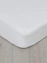 Last inn bildet i Galleri-visningsprogrammet, Høie | Formsydd | Laken i Ekstra Fin Bomull | Hvit