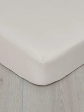 Last inn bildet i Galleri-visningsprogrammet, Høie | Formsydd | Laken i Ekstra Fin Bomull | Beige