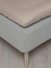 Last inn bildet i Galleri-visningsprogrammet, Høie | Harmoni | Formsydd Laken i Sateng | Beige