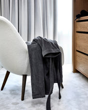 Last inn bildet i Galleri-visningsprogrammet, Høie | Herkules | Morgenkåpe | Stålgrå