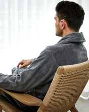 Last inn bildet i Galleri-visningsprogrammet, Høie | Herkules | Morgenkåpe | Stålgrå