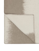 Last inn bildet i Galleri-visningsprogrammet, Matterhorn Ullpledd | 130x200 cm | Beige
